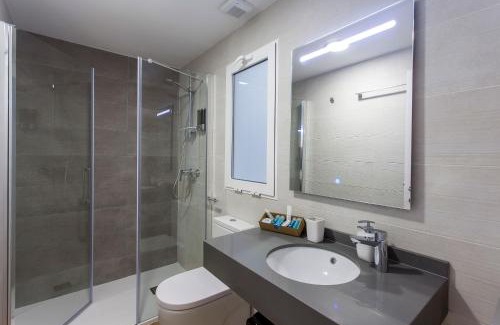 Eixample Bed & Breakfast | City Garden Bed and Breakfast