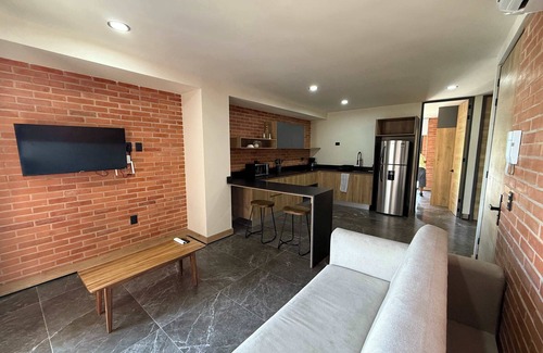 Lafayette Apartment | City Gateaway w/Rooftop & Infinity Pool | Duna S.
