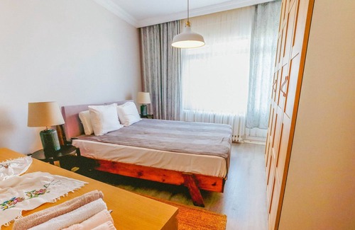 Moda Apartment | City Lights | Kadıköy