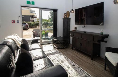 New Plymouth Apartment | City Living Unit 3 - 5 min stroll to CBD