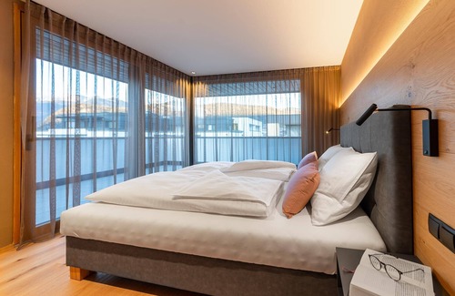 Old Town Apartment | City Loft Family Deluxe with whirlpool and infrared cabin