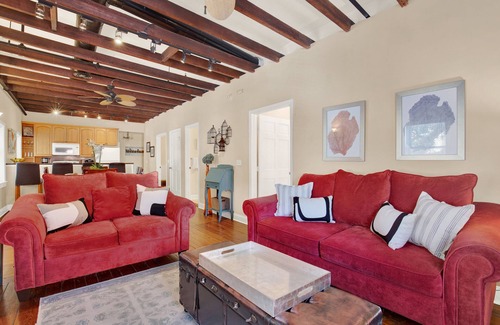 Yamacraw Village Condo | City Market Getaway, Walk Everywhere, Pool Access