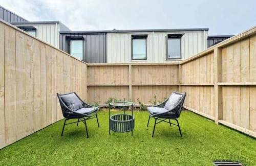 Grey Lynn House | City & Ponsonby Center Side 2 BDR Townhouse vs AC