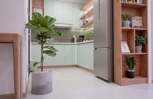 Thu Thiem Apartment | City Retreat 2BR Apt in Distr 2 Close to Downtown