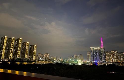 Thu Thiem Apartment | City river view with Workstation & Downtown access
