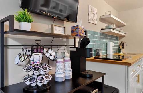 Southwest Raleigh Apartment | City Skyline Loft Raleigh