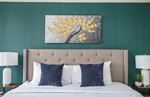 Downtown Atlanta Apartment | City View Newly Renovated 3 Beds with Free Parking LM
