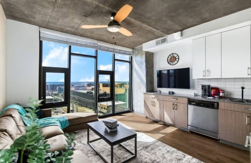 Five Points South Apartment | City Views 2BR | Floor-to-Ceiling Windows