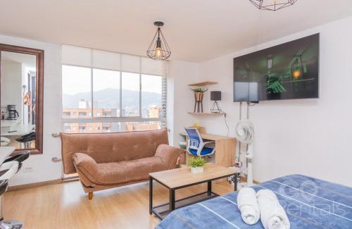 El Poblado Apartment | City Views & Relaxing Vibes, Near Nature