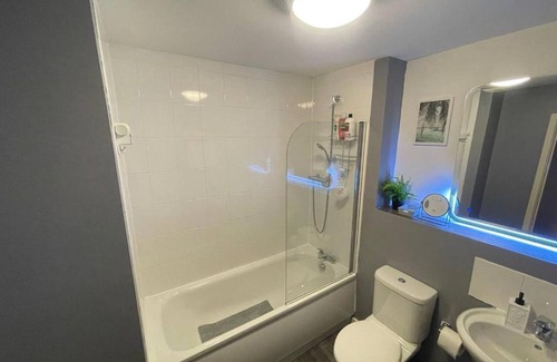 Clayton Apartment | Cityfront Cosy Apt Near City Centre & Etihad Stadium, Free Parking
