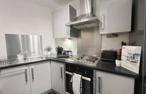 Clayton Apartment | Cityfront Modern Apt Near City Centre/Etihad, Free Parking