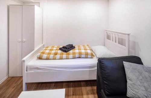 Waldau Apartment | CityLoft Kassel 1 - Zentrale Unterkunft für Gruppen bis 7 Personen - Parkplatz - Netflix