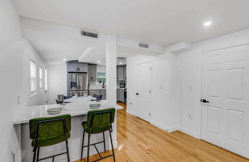Chelsea House | CityScape: Urban Convenience Meets Affordability in this Modern City Living in the Heart of Chelsea!
