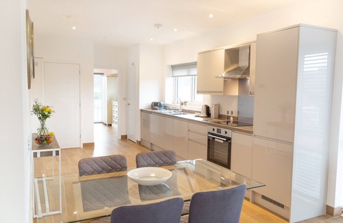 Cambridge Apartment | Citystay - Franklin House