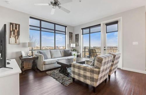Rolling Mill Hill House | Cityview 220