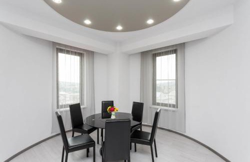 mtatsminda Apartment | Cityview Elegance