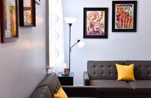 Seventh Ward House | Claiborne Historic Guest House-economy rear unit