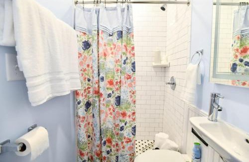 Seventh Ward House | Claiborne Historic Guest House-economy rear unit