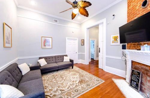 Seventh Ward Apartment | Claiborne Historic Victorian Mansion 5bed-3ba