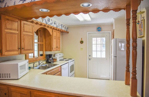 Red River Apartment | Claim Jumper #17 Townhouse with High Speed Wifi