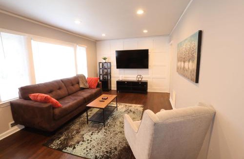 Candler-McAfee House | Claire Comfort