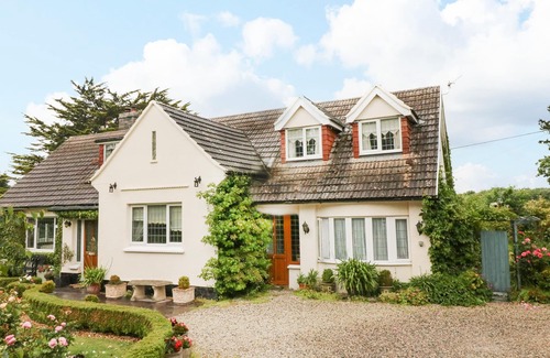 Stibb Cottage | CLAIRE'S COTTAGE, family friendly, with a garden in Kilkhampton