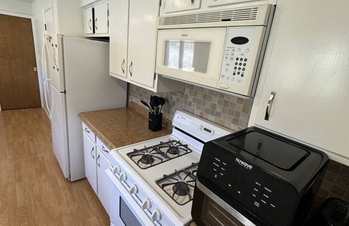 Bellaire House | Clam Lake Access - sleeps 12. Close to Torch Lake. Between Bellaire and Alden
