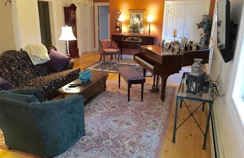 South Gouldsboro House | Clamshell By The Sea