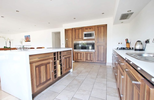 New Romney House | Claremont Beach House - Luxurious Contemporary Beach House on Kent's South Coast