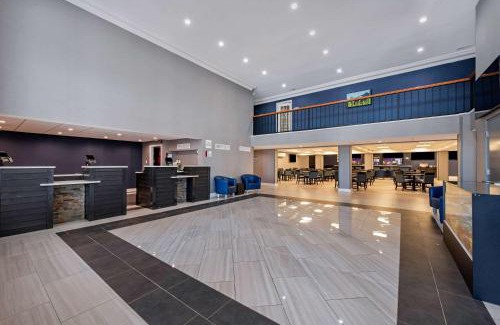Lexington Hotel | Clarion Hotel Conference Center Lexington North
