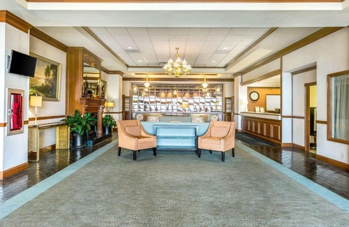 Frederick Hotel | Clarion Inn Frederick Event Center