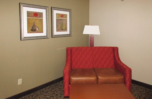 Cortland Hotel | Clarion Inn & Suites - University Area