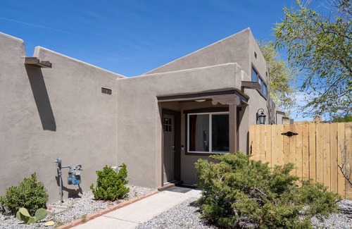Southside House | Clark Road Casita