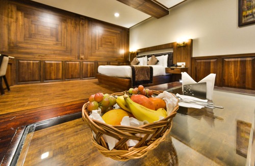 Srinagar Hotel | Clarks Inn Srinagar