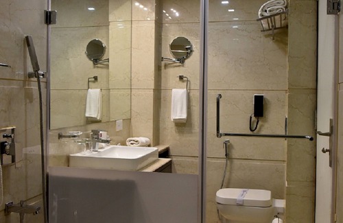 Gwalior Hotel | Clarks INN Suite Gwalior