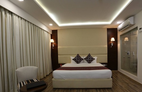 Gwalior Hotel | Clarks INN Suite Gwalior