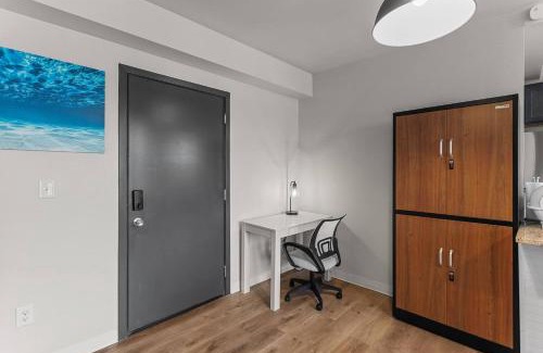 New Center Detroit Apartment | Classic 2BR Detroit Sugar Hill