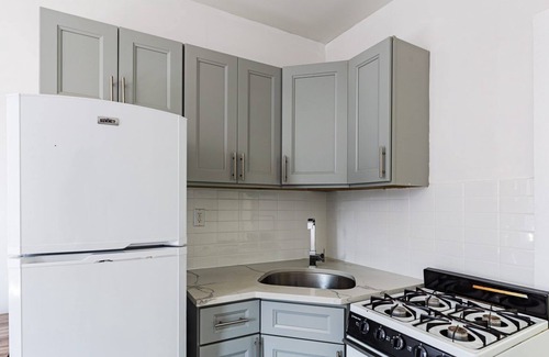 Alphabet City Apartment | Classic Apartment #1407