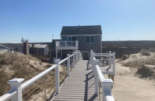 East Sandwich House | Classic Cape Cod Beach House with Private Beach
