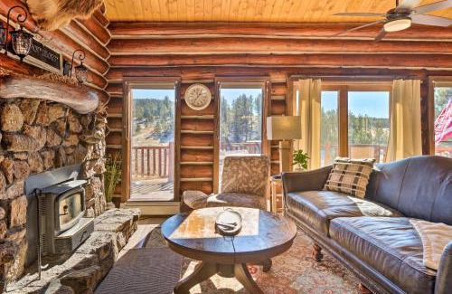 Florissant House | Classic Colorado Log Home with Mountain Views!