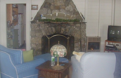 Holderness Cottage | Classic Cottage With Screened Porch And Sandy Beach