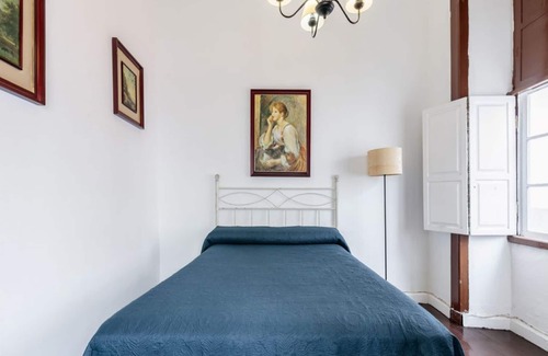 Santa Cruz de la Palma House | Classic House in Santa Cruz De La Palma