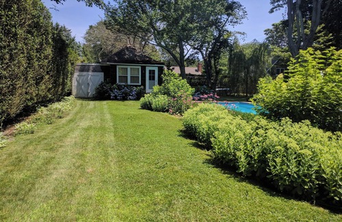Amagansett Lanes House | Classic Hamptons Home in the Amagansett Lanes - Walk to Beach and Town