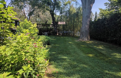 Amagansett Lanes House | Classic Hamptons Home in the Amagansett Lanes - Walk to Beach and Town