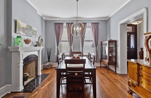 Shaw House | Classic Home Near Botanical | JZ Vacation Rentals