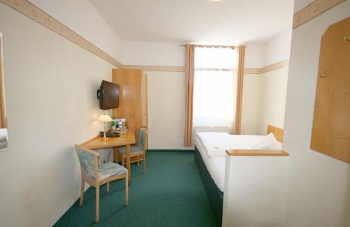 Weststadt Hotel | Classic Inn