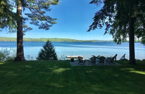 Leland House | Classic Lakefront 5 BR House on N. Lake Leelanau