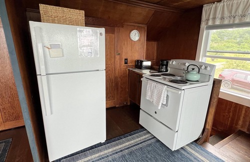 Mid-Coast and Islands Cottage | Classic Maine Cottage with astonishing views located within walking distance to Cedar Beach!