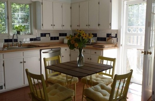 East Chop House | Classic Marthas Vineyard Summer Home: Ocean Views, Steps to Beach and Oak Bluffs