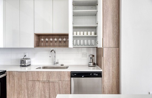 Miramar Apartment | Classic Miramar 2BR w/Gym, Pool & W/D, nr WF, by Blueground